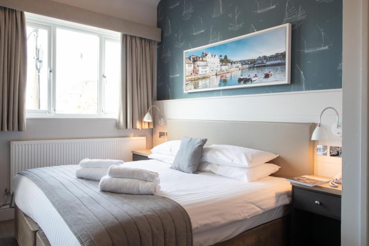 Ship And Castle Hotel Saint Mawes Pokoj fotografie